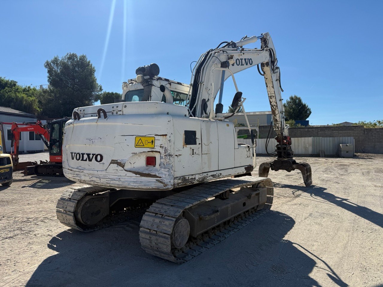 Volvo EC140BLC – Image 5