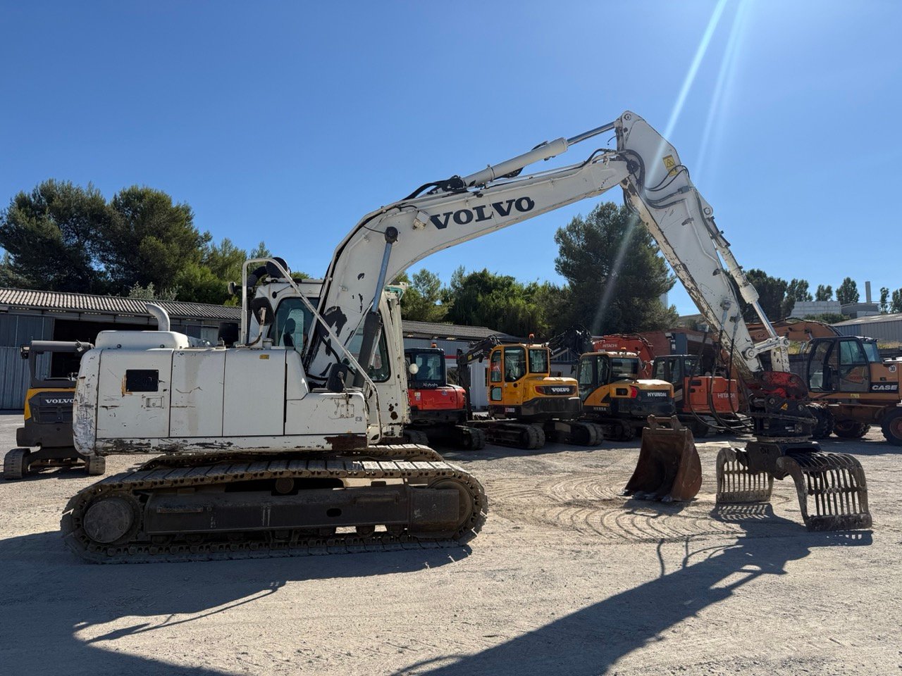 Volvo EC140BLC – Image 6