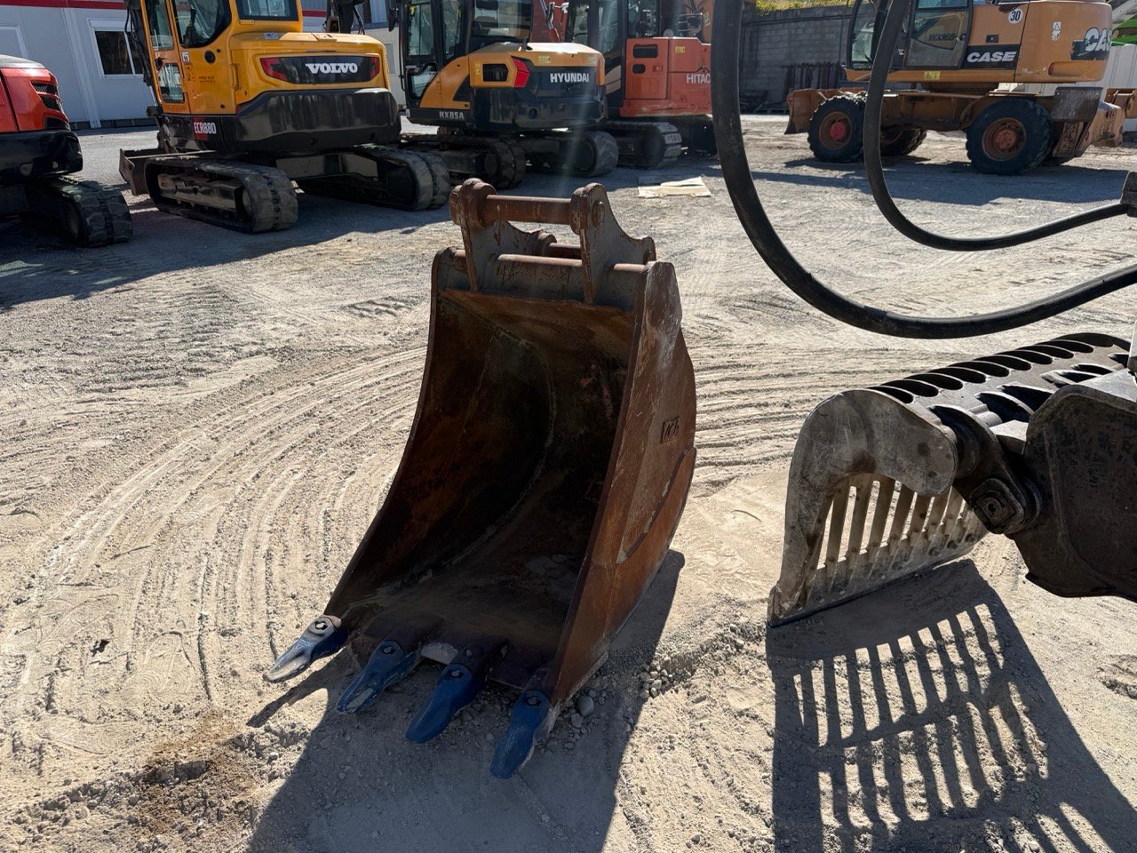 Volvo EC140BLC – Image 12