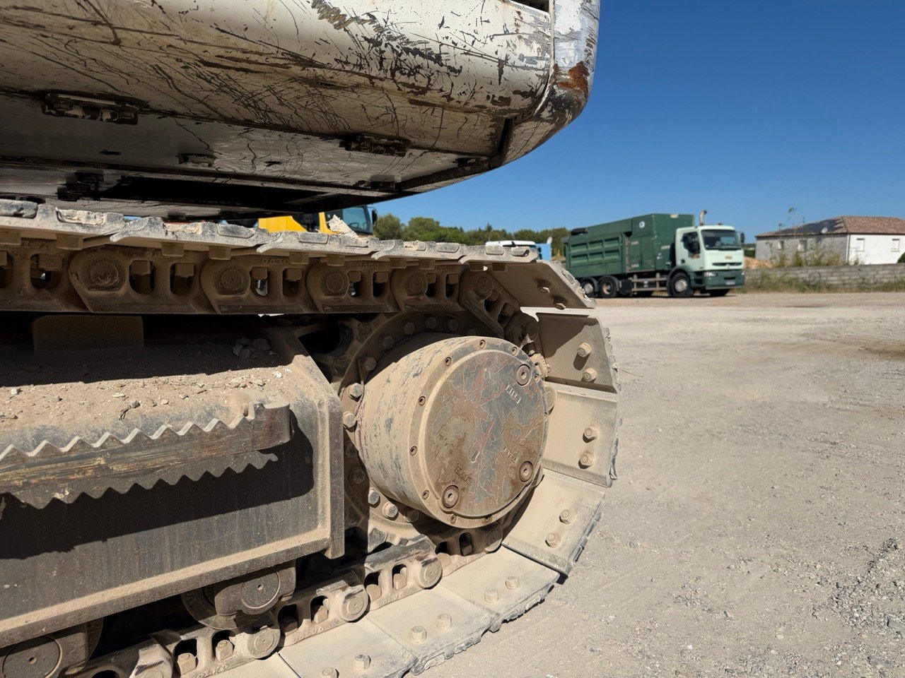 Volvo EC140BLC – Image 13