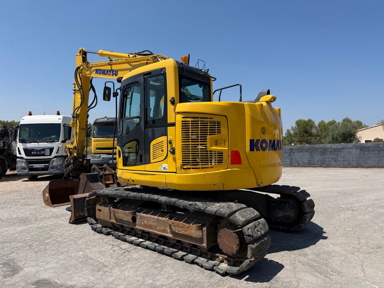Komatsu PC138 – Image 3