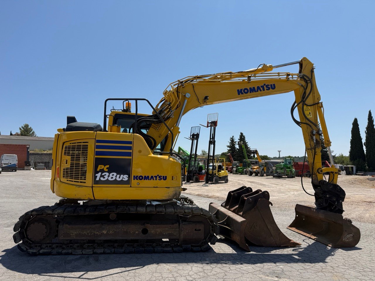 Komatsu PC138 – Image 6