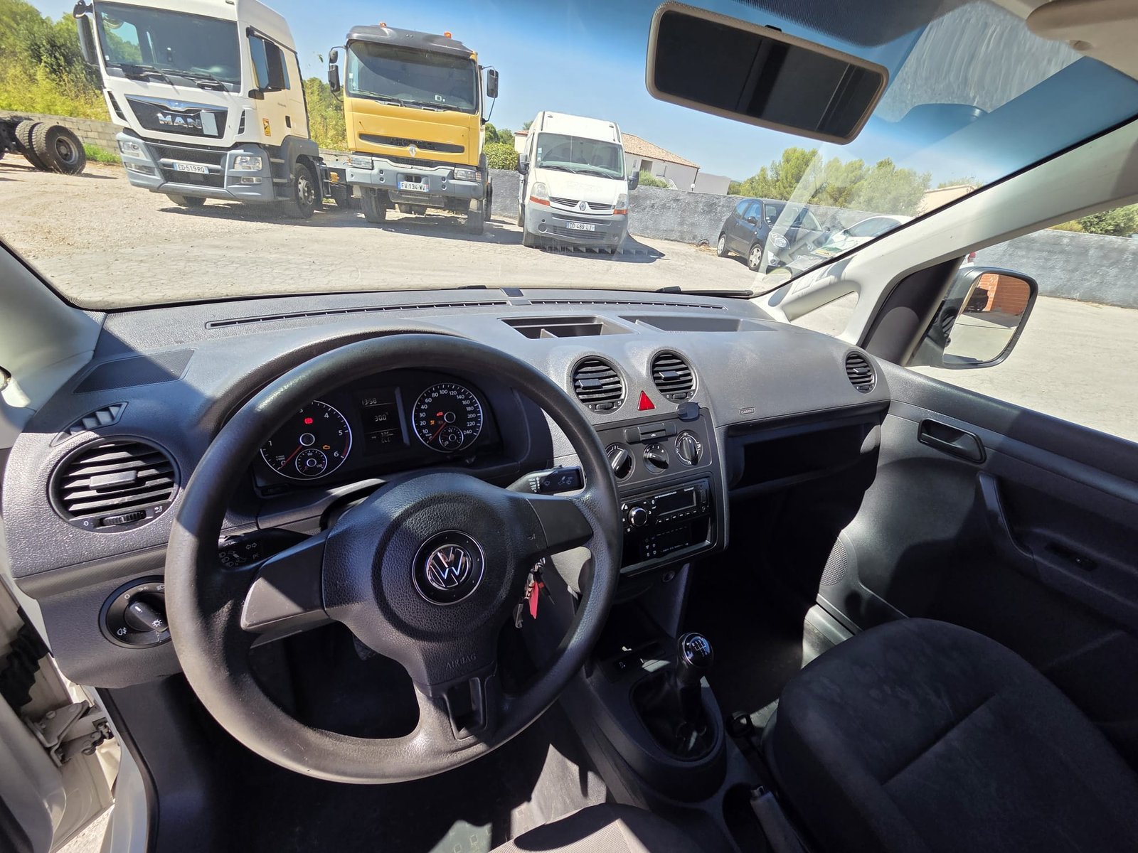 Volkswagen CADDY FRIGORIFIQUE – Image 20
