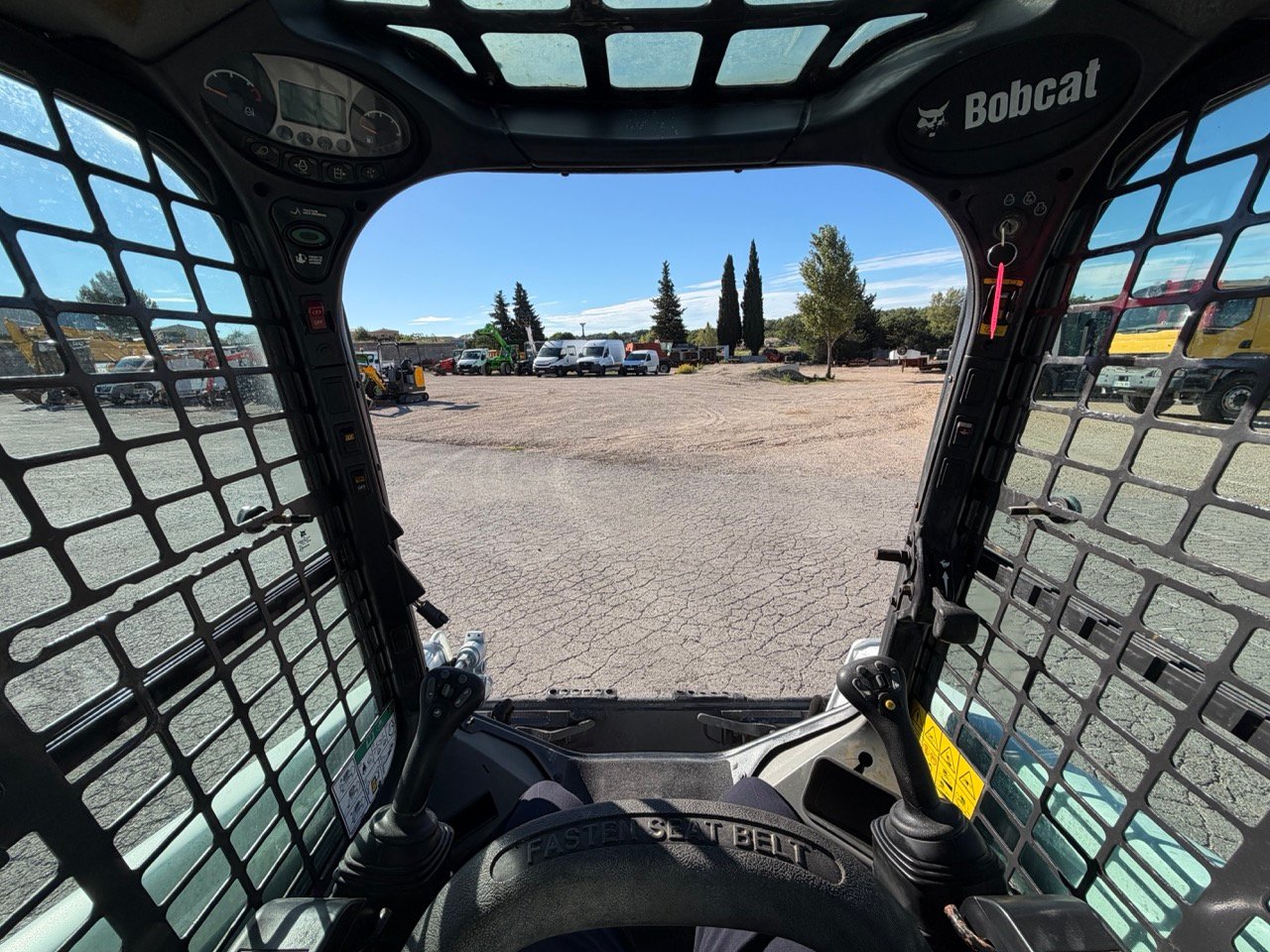 Bobcat S450 – Image 16