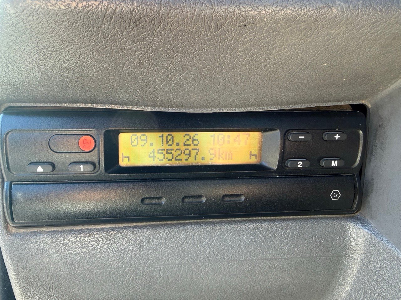 Renault 220 DCI – Image 26